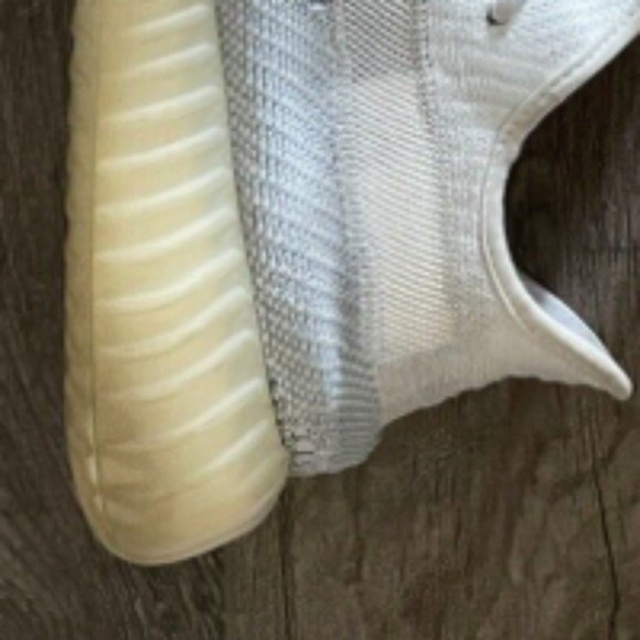 Yeezy 350 RARE cloud white - Picture 2 of 2